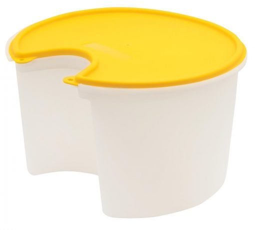 Hobie Deep Gear Bucket. White container with yellow lid.